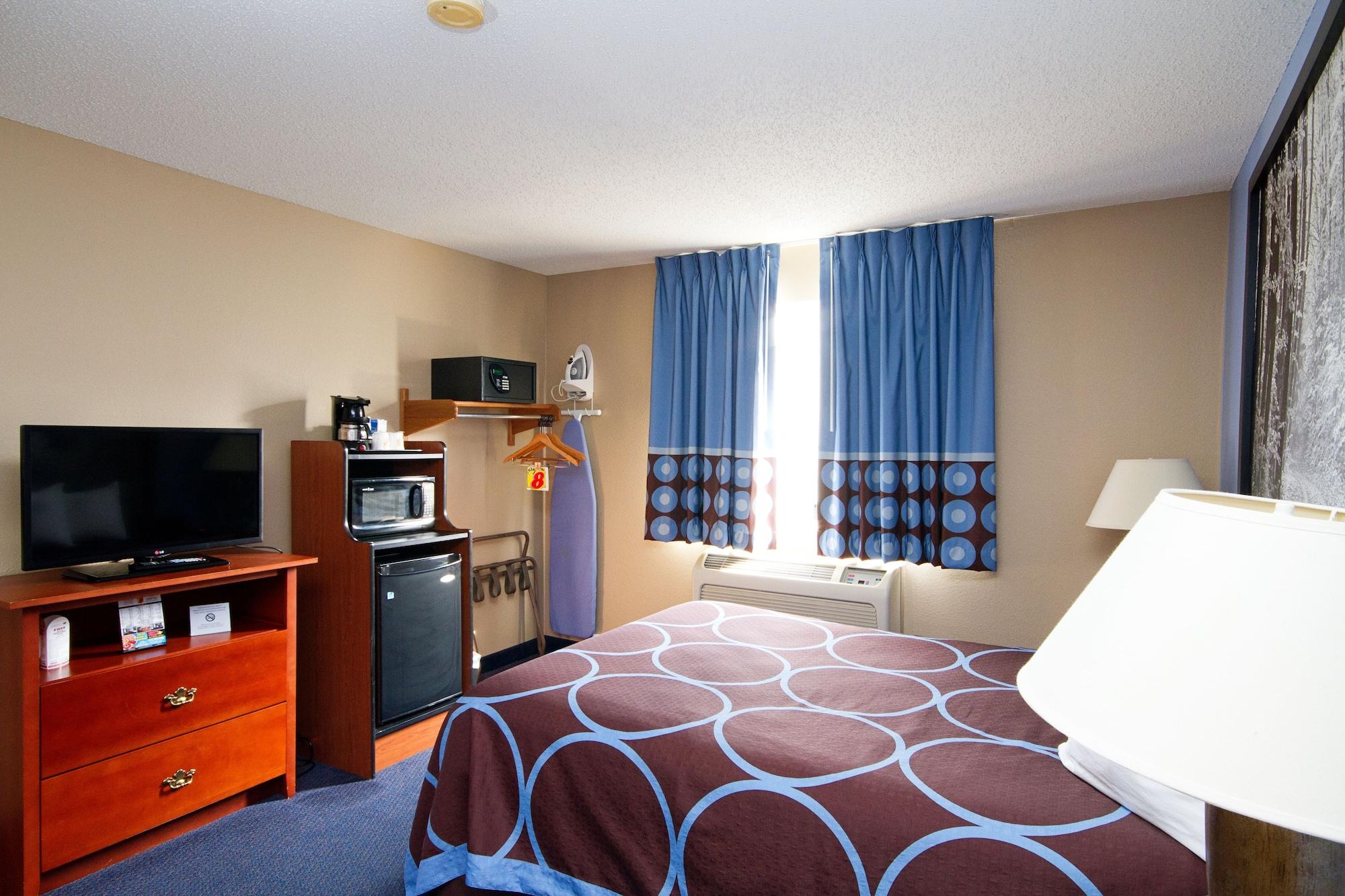Super 8 By Wyndham Adrian Hotel Luaran gambar